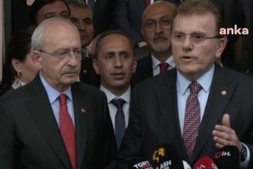 Son Dakika... Adalet Partisi Genel Başkanı Vecdet Öz, ikinci turda Kılıçdaroğlu’nu destekleyeceklerini açıkladı 2 Son-Dakika...-Adalet-Partisi-Genel-Başkanı-Vecdet-Öz,-ikinci-turda-Kılıçdaroğlu’nu-destekleyeceklerini-açıkladı
