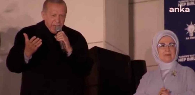 Son Dakika… Erdoğan AKP Genel Merkezi’nde balkon konuşması yapıyor: Açık ara öndeyiz