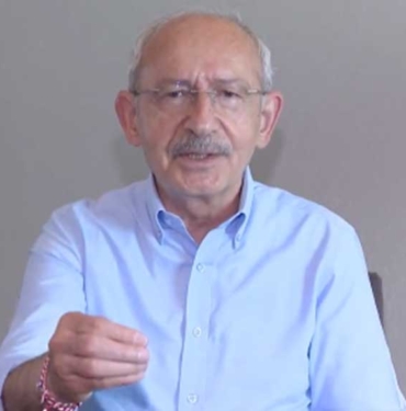 Son Dakika… Kılıçdaroğlu’ndan “Vatanını seven sandığa gelsin” videosu: “Gelen kaçaklar, kızlarımızın hayatını tamamen karartmadan…” 5 Son-Dakika…-Kılıçdaroğlu’ndan-“Vatanını-seven-sandığa-gelsin”-videosu--“Gelen-kaçaklar,-kızlarımızın-hayatını-tamamen-karartmadan…”