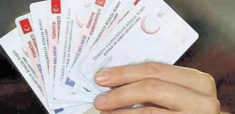 Soylu açıkladı: Ehliyet ve kimliklerde yeni dönem başlıyor
