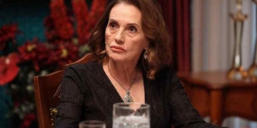 Usta-oyuncu-Nur-Sürer-açıkladı--Kılıçdaroğlu'na-ve-Yeşil-Sol-Parti'ye-oy-vereceğim