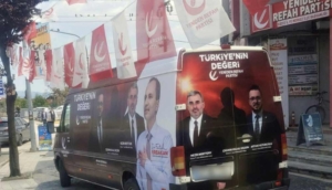 Yeniden Refah Partisi, seçim aracında kadın milletvekili adayının görselini kararttı