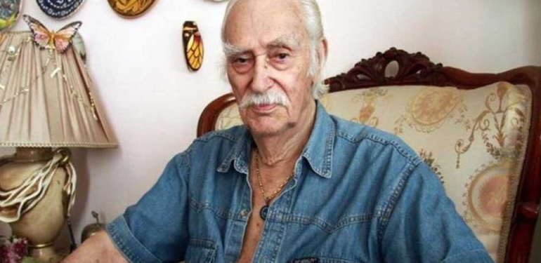 Yeşilçam'ın unutulmaz oyuncusu Eşref Kolçak vefatının 4. yılında anılıyor 6 Yeşilçam'ın-unutulmaz-oyuncusu-Eşref-Kolçak-vefatının-4.-yılında-anılıyor