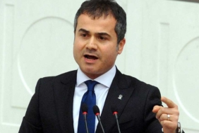 AKP’den istifa eden Suat Kılıç’ın yeni partisi belli oldu! Rozetini genel başkan taktı 7 AKP’den-istifa-eden-Suat-Kılıç’ın-yeni-partisi-belli-oldu!