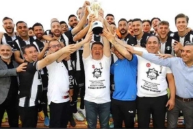 Aksaray-Belediyespor'un-şampiyonluk-kupası-çalındı--Gören-duyan-varsa-haber-versin-