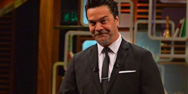 Beyazıt-Öztürk-müjdeyi-verdi--Beyaz-Show-yeniden-başlıyor