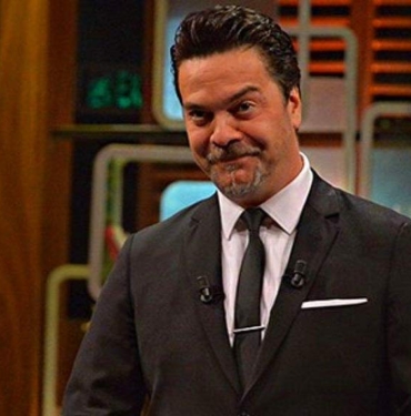 Beyazıt Öztürk müjdeyi verdi: Beyaz Show yeniden başlıyor 3 Beyazıt-Öztürk-müjdeyi-verdi--Beyaz-Show-yeniden-başlıyor