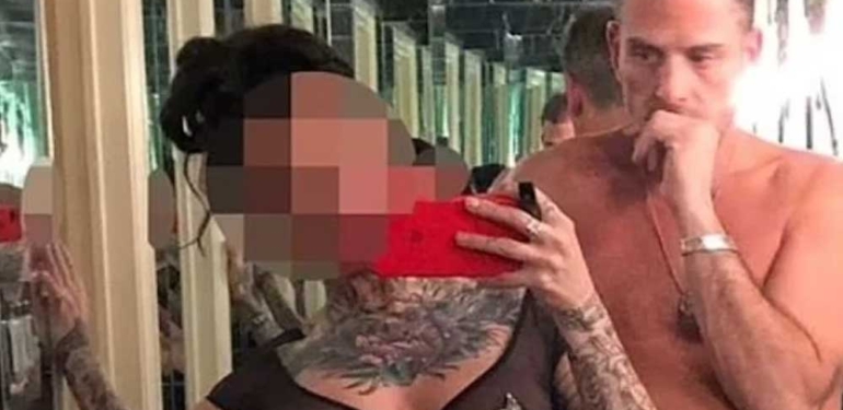 Biden’ın oğlunun hayat kadınlarıyla fotoğrafı ortaya çıktı! “Penisini sansürlemek 2 ay sürdü”