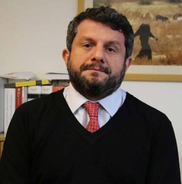 Cemal Enginyurt’tan iktidara Can Atalay tepkisi: "Hemen serbest bırakın!" 9 Cemal-Enginyurt’tan-iktidara-Can-Atalay-tepkisi--'Hemen-serbest-bırakın!'