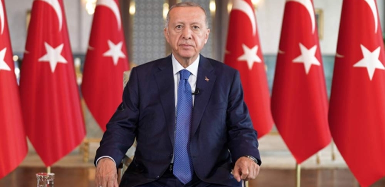 Cumhurbaşkanı Erdoğan’dan Kurban Bayramı mesajı: Deprem konutları için tarih verdi