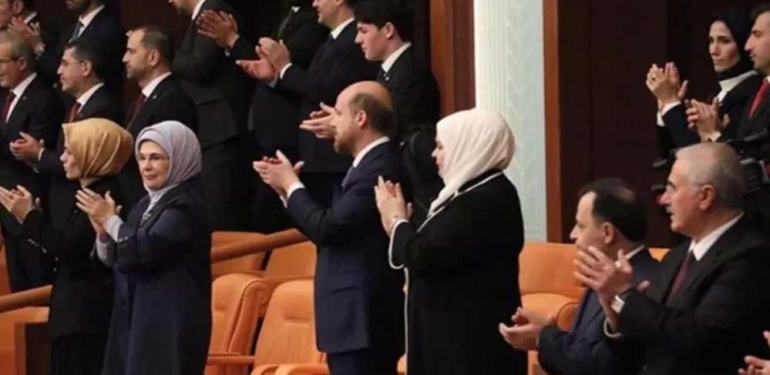 Cumhurbaşkanı Erdoğan’ın yemin törenini ailesi de izledi! İki isim katılmadı