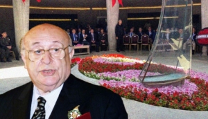 Dokuzuncu Cumhurbaşkanı Süleyman Demirel, mezarı başında anıldı