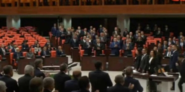 Erdoğan’ın-yemin-töreni-sırasında-muhalefet-ayağa-kalkmadı