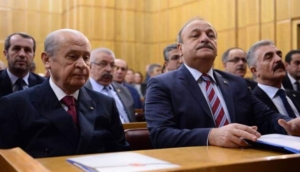 Eski MHP Grup Başkanvekili Oktay Vural, İyi Parti'ye katıldı