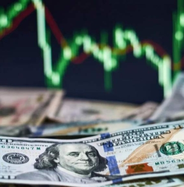 Faiz-artışından-sonra-dövizde-tarihi-rekor!-Dolar-25-lirayı,-Euro-27-lirayı-geçti