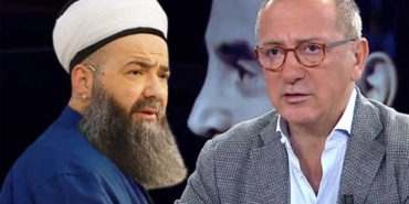 Fatih-Altaylı'dan-iki-erkeğin-tokalaşmasını-sakıncalı-bulan-Cübbeli-Ahmet'e--Paçayı-iyi-kurtarmışım