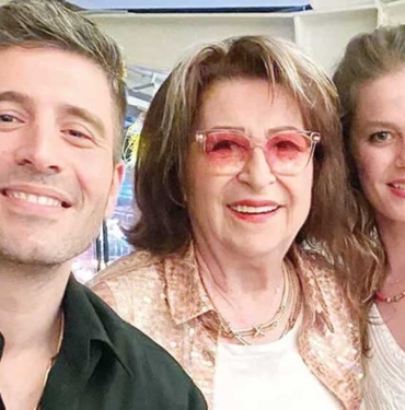 Gülseren Budayıcıoğlu açıkladı: Camdaki Kız ekranlara veda ediyor! “Çok özel yolculuğun sonuna yaklaşıyoruz” 7 Gülseren-Budayıcıoğlu-açıkladı--Camdaki-Kız-ekranlara-veda-ediyor!-“Çok-özel-yolculuğun-sonuna-yaklaşıyoruz”