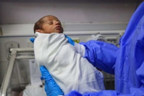 İsrail hapishanesindeki Filistinli tutuklu ‘sperm kaçırma’ yöntemiyle dördüz babası oldu 4 İsrail-hapishanesindeki-Filistinli-tutuklu-‘sperm-kaçırma’-yöntemiyle-dördüz-babası-oldu