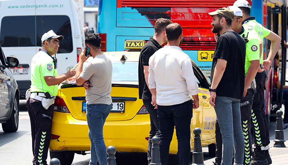 İstanbul'da "taksi sorunu" hız kesmiyor: "Yerliye 100 lira, yabancıya 100 dolar"