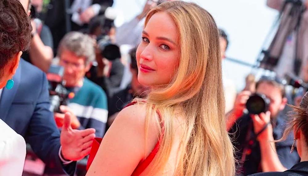 Jennifer Lawrence yıllar sonra itiraf etti: “Yönetmenle yatıyordum ama…” 4 Jennifer-Lawrence-yıllar-sonra-itiraf-etti--“Yönetmenle-yatıyordum-ama…”