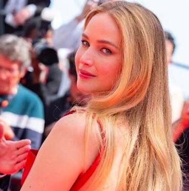 Jennifer Lawrence yıllar sonra itiraf etti: “Yönetmenle yatıyordum ama…” 4 Jennifer-Lawrence-yıllar-sonra-itiraf-etti--“Yönetmenle-yatıyordum-ama…”