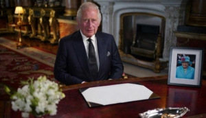 Kral Charles "iklim değişikliğiyle mücadele için" saraydaki havuzun ısısını düşürmüş