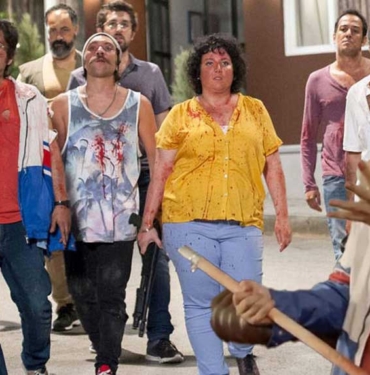 Ölümlü Dünya 2 filminden yeni afiş yayınlandı 3 Ölümlü-Dünya-2