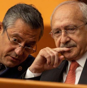 Özgür Özel, Kılıçdaroğlu ile görüşmesini anlattı: Bana 'Dikkat et seni yıpratmaya çalışırlar' dedi 2 Özgür-Özel,-Kılıçdaroğlu-ile-görüşmesini-anlattı--Bana-'Dikkat-et-seni-yıpratmaya-çalışırlar'-dedi
