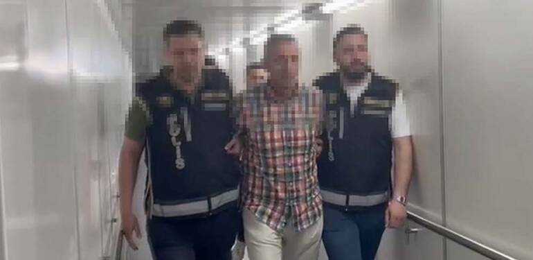 “Sarallar” suç örgütünün lideri Alaattin Saral İstanbul Havalimanı’nda yakalandı