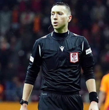 Süper Lig'in en çok kazanan hakem Zorbay Küçük oldu! Dudak uçuklatan rakam… 8 Süper-Lig'in-en-çok-kazanan-hakem-Zorbay-Küçük-oldu!-Dudak-uçuklatan-rakam…