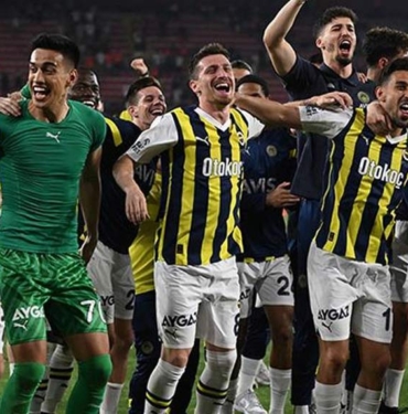 TFF'den Fenerbahçe'ye 5 yıldızlı forma cezası! 3 TFF'den-Fenerbahçe'ye-5-yıldızlı-forma-cezası!-