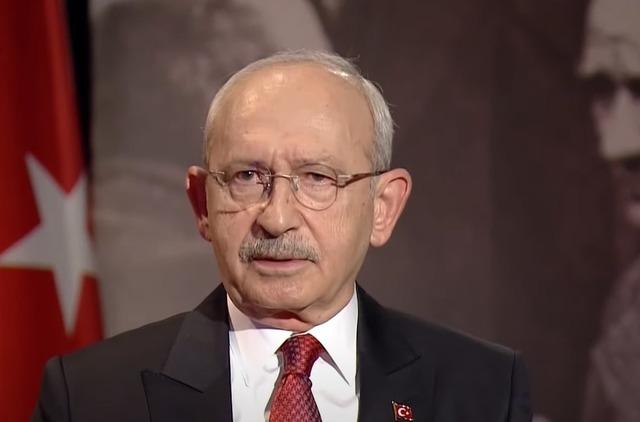 Uğur Dündar’ın Kılıçdaroğlu’na sorduğu ‘istifa’ sorusu gündem oldu: Kimsesiz çocuklar gibi yalnız bıraktınız