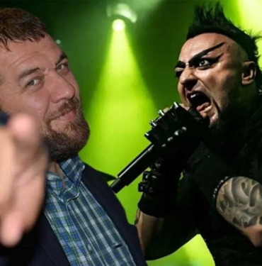 Yeni Şafak yazarı İsmail Kılıçarslan Hayko Cepkin'e hakaret etti! “Son konserim olabilir’ diyen y..şağın…” 7 Yeni-Şafak-yazarı-İsmail-Kılıçarslan-Hayko-Cepkin'e-hakaret-etti!-“Son-konserim-olabilir’-diyen-y..şağın…”