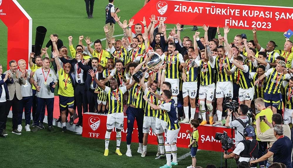 Jorge Jesus'tan flaş açıklama: Bugünden itibaren Fenerbahçe'nin teknik direktörü değilim