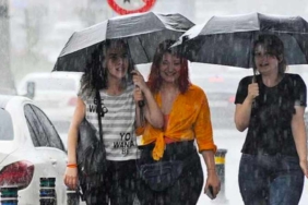 29 Temmuz 2023 hava durumu… Bu bölgelerde yaşayanlar dikkat: Meteoroloji’den ‘kuvvetli yağış’ uyarısı! 7 29-Temmuz-2023-hava-durumu…-Bu-bölgelerde-yaşayanlar-dikkat--Meteoroloji’den-‘kuvvetli-yağış’-uyarısı!