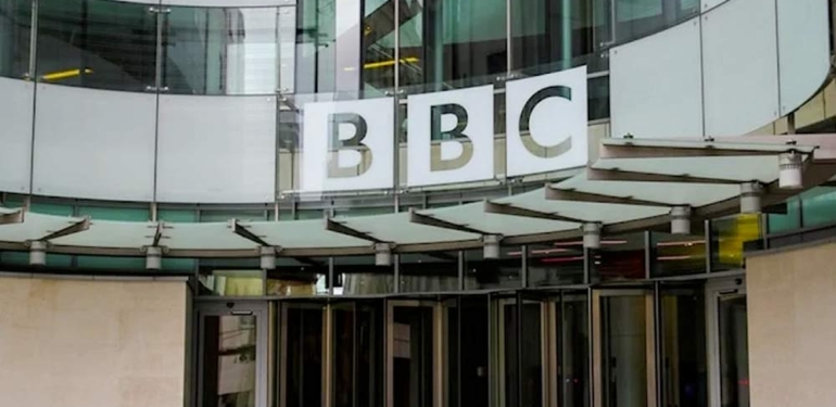 BBC’deki-ünlü-ekran-yüzü-hakkında-pedofili-ve-cinsel-saldırı-skandalı!-Para-verip…