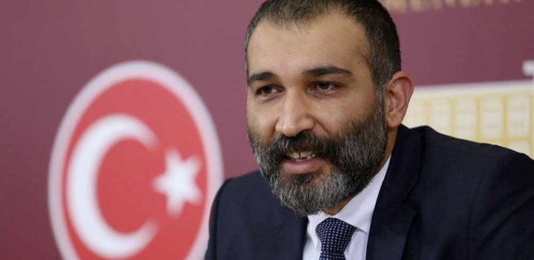Barış Atay’dan “Türkiye’yi terk etti” iddiasına cevap