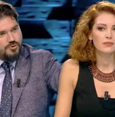 Bir süre önce evlerini ayırmışlardı: ‘Nagehan Alçı ve Rasim Ozan Kütahyalı boşanıyor’ iddiası! 5 Bir-süre-önce-evlerini-ayırmışlardı--‘Nagehan-Alçı-ve-Rasim-Ozan-Kütahyalı-boşanıyor’-iddiası!