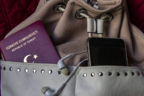 Eski-tutarla-cep-telefonu-IMEI-kaydı-için-bugün-son-gün--Sistem-çöktü-