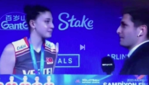 İlkin-Aydın'dan-TRT-Spor-muhabirine-tepki!-'Nasıl-bir-soru-bu-'