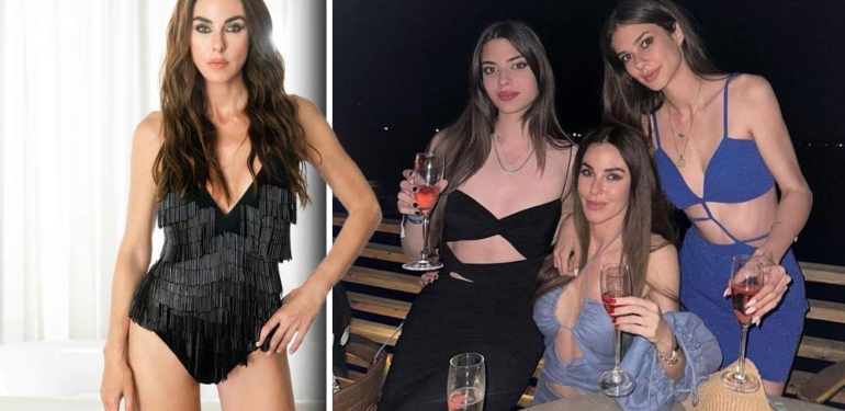 Kim der 52 yaşında diye! Defne Samyeli yeni yaşını kızlarıyla birlikte kutladı