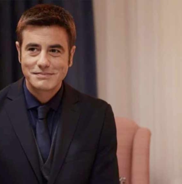 Ömer dizisinin Erdal’ı Tayanç Ayaydın’ın estetiksiz halini görenler tanıyamadı 8 Ömer-dizisinin-Erdal’ı-Tayanç-Ayaydın’ın-estetiksiz-halini-görenler-tanıyamadı