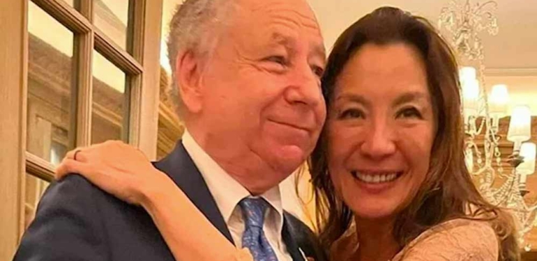 Oscar’lı yıldız oyuncu Michelle Yeoh 19 yıllık nişanlısıyla evlendi: İmzayı atmak için 6 bin 992 gün bekledik!