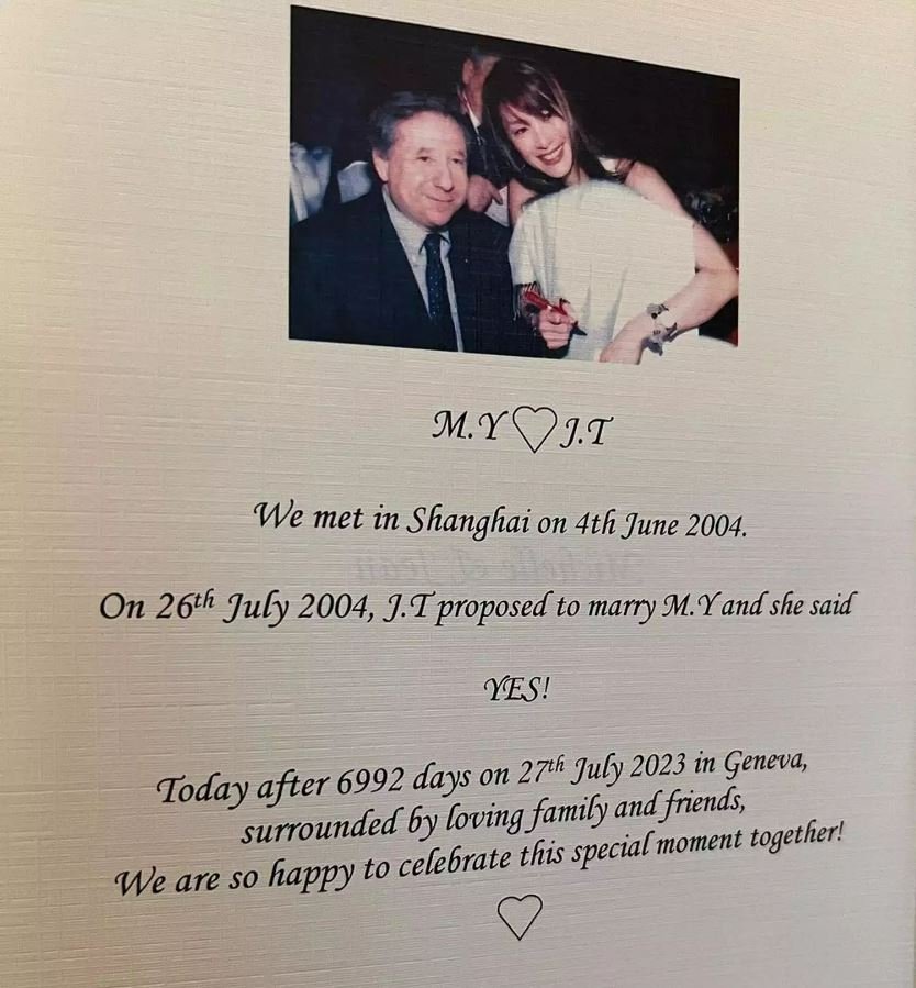 Oscar’lı yıldız oyuncu Michelle Yeoh 19 yıllık nişanlısıyla evlendi: İmzayı atmak için 6 bin 992 gün bekledik!
