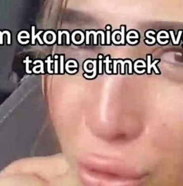 Sevgilisiyle tatile gidemeyen genç kız böyle ağladı: Cluba gidelim diyorum 'salam ekmek' diyorsun 7 Sevgilisiyle-tatile-gidemeyen-genç-kız-böyle-ağladı--Cluba-gidelim-diyorum-'salam-ekmek'-diyorsun