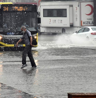 Son Dakika… AKOM’dan İstanbul için sağanak yağış uyarısı! Saat verildi… 10 Son-Dakika…-AKOM’dan-İstanbul-için-sağanak-yağış-uyarısı!-Saat-verildi…