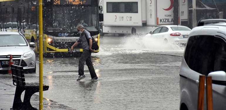 Son Dakika… AKOM’dan İstanbul için sağanak yağış uyarısı! Saat verildi…