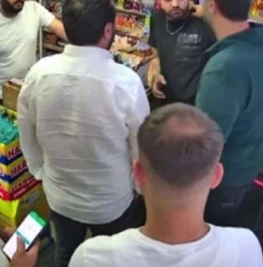 Son Dakika… Esenyurt’taki tekel katliamında yeni gelişme! 3 Son-Dakika…-Esenyurt’taki-tekel-bayi-katliamında-yeni-gelişme!