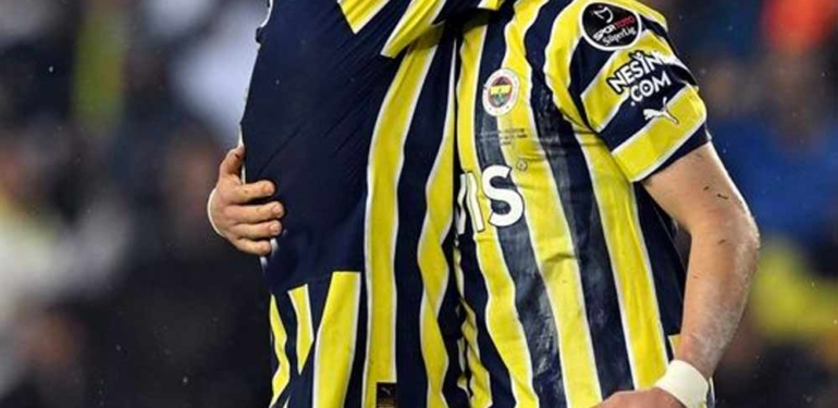 Son Dakika… Fenerbahçe 2 transferi aynı anda açıkladı! Taraftar bayram ediyor