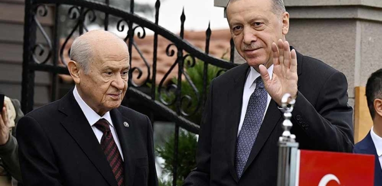 ‘Emekliye seyyanen zam’la ilgili flaş kulis! "Erdoğan, Bahçeli’nin isteği için…" 1 ‘Emekliye-seyyanen-zam’la-ilgili-flaş-kulis!-'Erdoğan,-Bahçeli’nin-isteği-için…'
